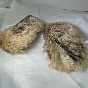Vintage Coyote fur mitten top or coat cuffs